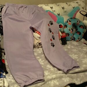 Women’s purple sweatpants to